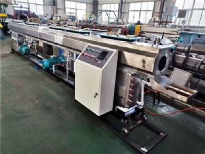 pe管材（cái）生產（chǎn）線