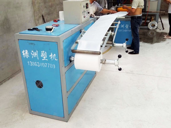 花紋水龍（lóng）帶生產線