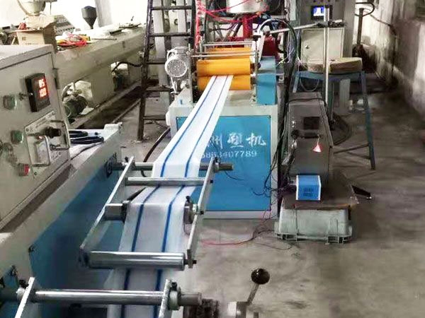 雙層花紋水龍帶生產線