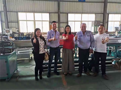 内镶圆柱式滴灌管（guǎn）生（shēng）产线